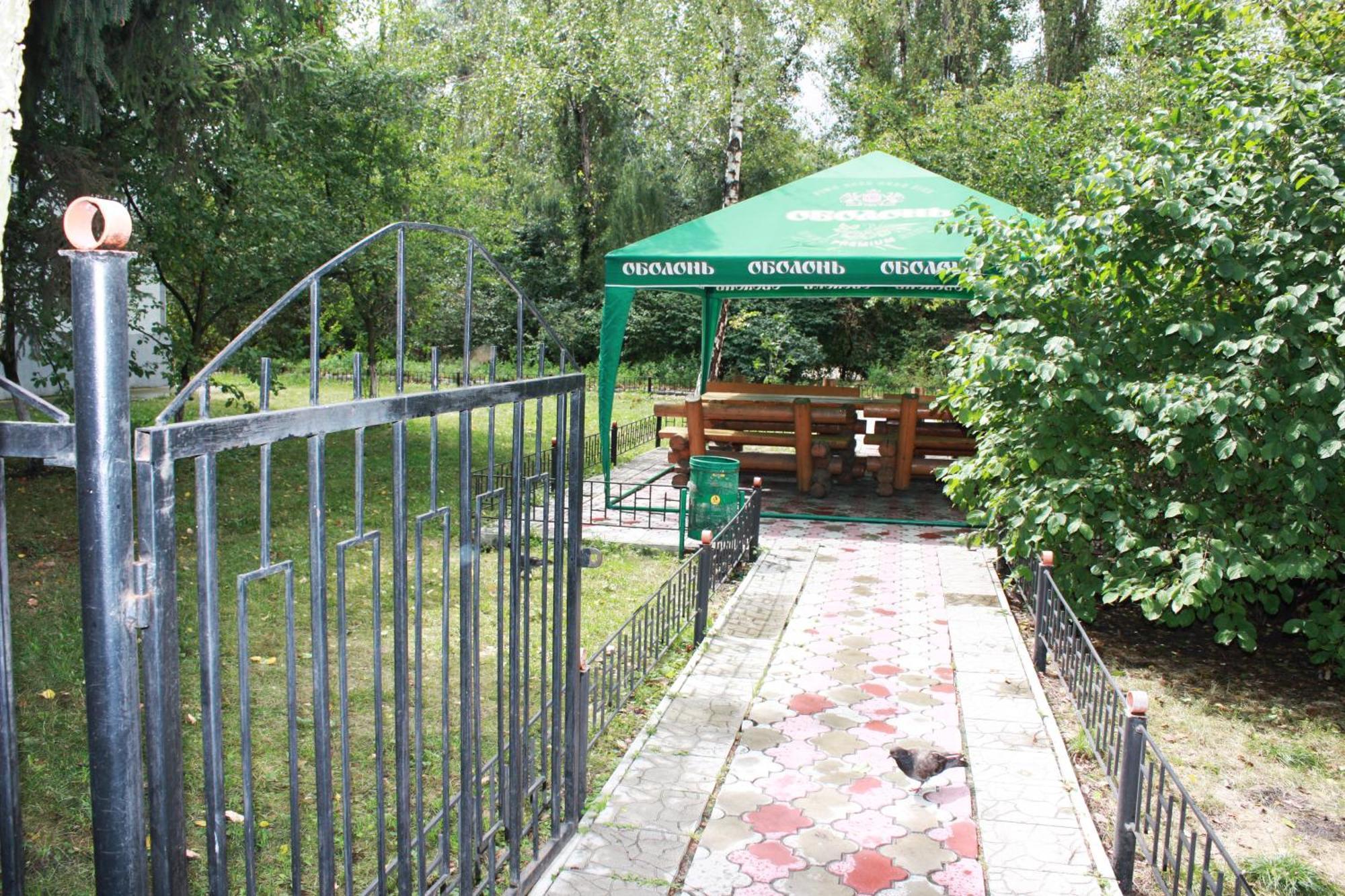 Vydubychi Hostel Kiev Exterior foto